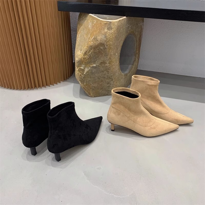 Sepatu Bot Wanita  gugur musim dingin soft bottom elastis tipis anak-anak bermutu pendek hitam sepat