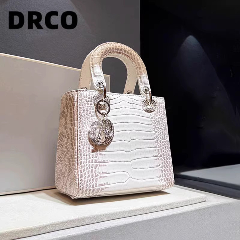 DRCO Perancis Himalaya White Crocodile Pattern Embossed Water Diamond Buckle Gradient Concubine Sing