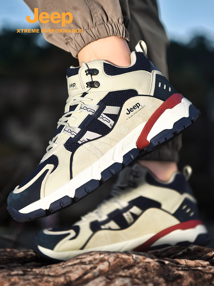 Jeep anti-slip pegangan pendakian pria tahan guncangan berjalan kaki berkemah perjalanan sepatu olah