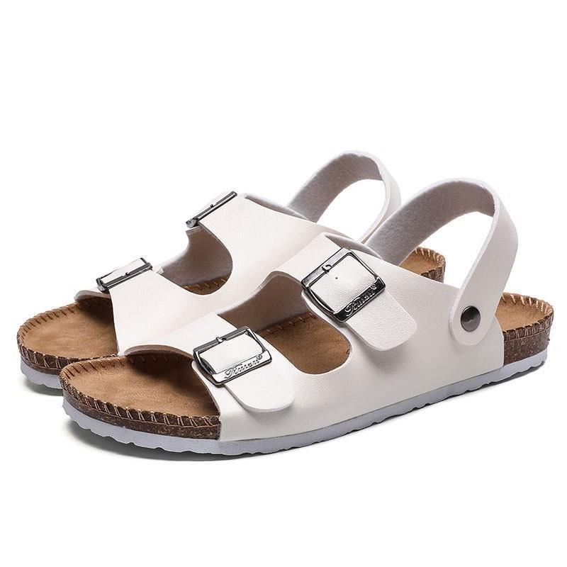 Sandal sepatu musim panas untuk pria Man Slip 2021 Kulit Baru