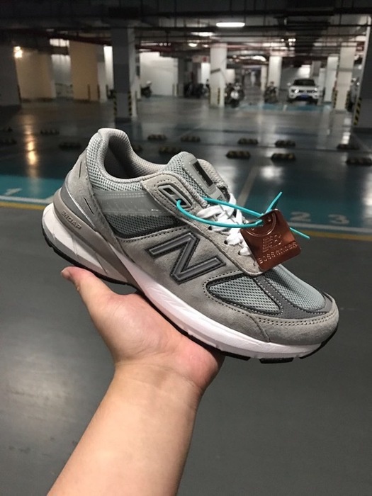 New Balance Putian Langxin Branwei NB990v5 Combination Cushioned Outsole Sport Running Shoe