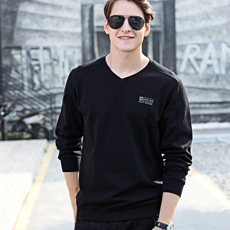 kaos lengan panjang pria  Plush sweater bawah cotton murni T-shirt panjang tangan V-leher tebal pria