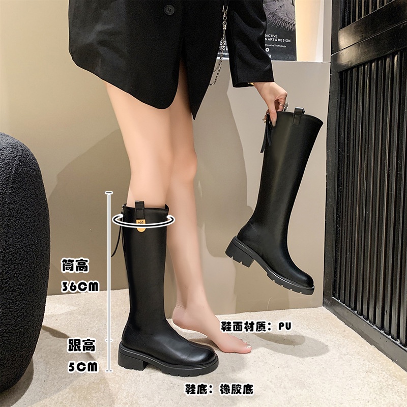 Sepatu boots tinggi wanitaNew Winter Boots Children's Small Boots British Martin Boots Long Boots Th