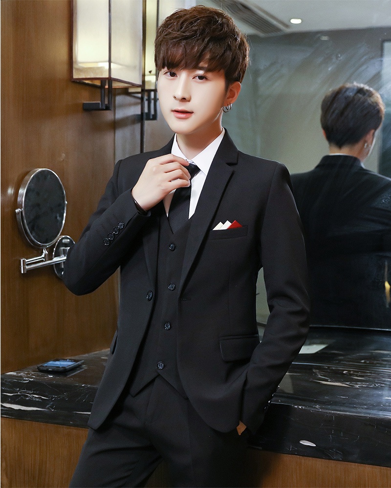 Jas formal pria  Pakaian pria, bisnis biasa tiga set, versi Korea licin cocok dengan pakaian kecil, 