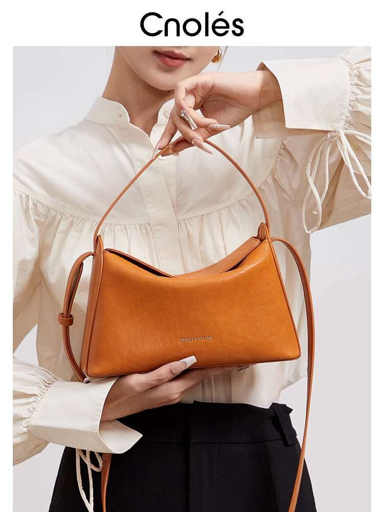 Cnoles Cover bantal perempuan 2025 baru bahu ketiak musim dingin tas kulit wanita