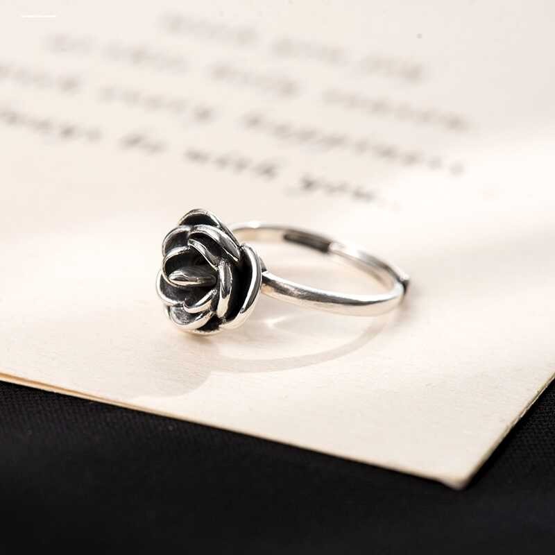 Rose 1 self-defense ring, anti wolf ring, female student's self-defense ring, rose ring, self-d