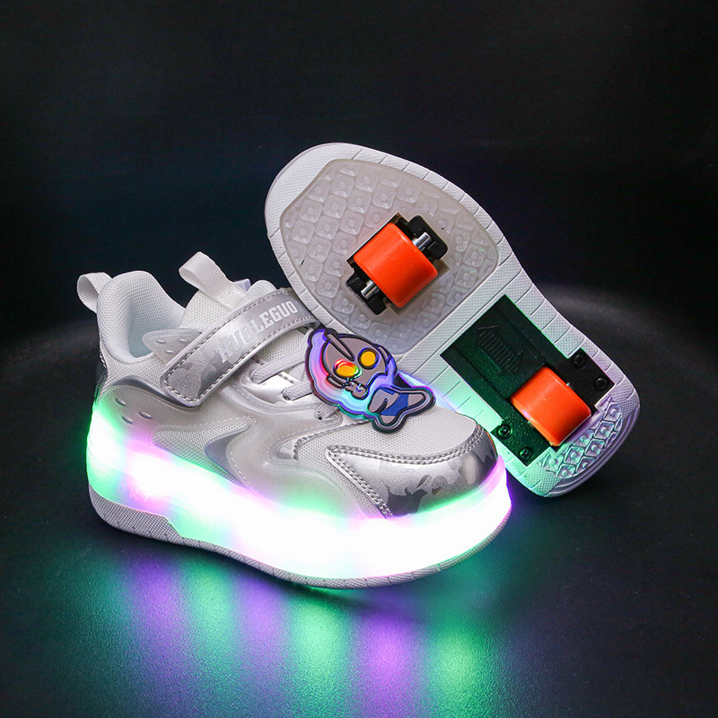 Sepatu Roda Anak  Sepatu anak dengan cahaya Ultraman Kuromi Cartoon Mesh Sport Rampage Shoes