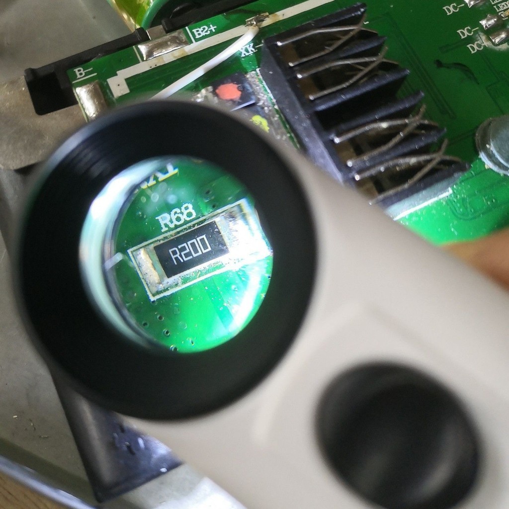 

Gunakan kaca pembesar isi ulang 50x dengan pembacaan yang ringan, definisi tinggi, daya tinggi, pem