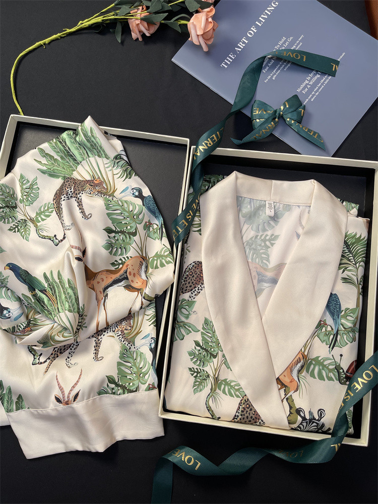 

Baju tidur motif [100% Silk Mulberry] Luxury ringan dan Gift Box, Pajama Girl Gifts High End Set to Best Friends