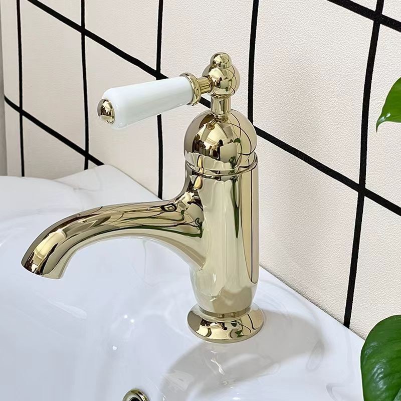 

Gaya Perancis penuh bangkai tembaga, tangan keramik, mandi, bak mandi countertop