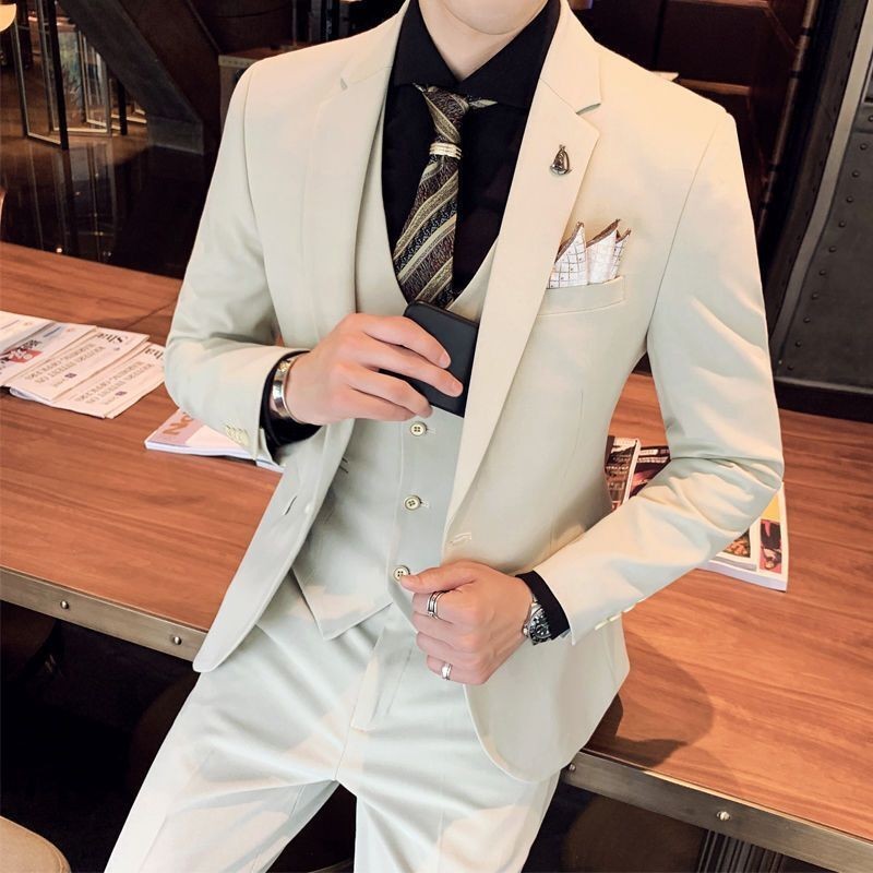 Setelan Jas Pria  Men's three piece professional business casual men's slim fit suit, groomsman's we