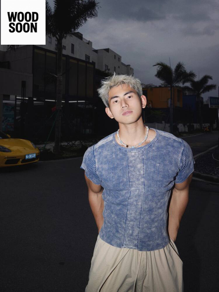 Tekstur Lembut dan Mengembang Bergaris Gaya Uang Lama Amerika Kaos Rajut Lengan Pendek Bahu Lurus un