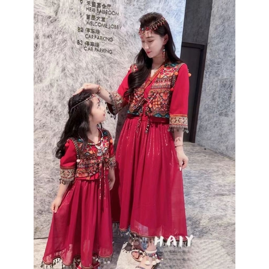 Gaya eksotis musim panas orang tua anak untuk ibu putri  pakaian etnis gadis Miao dan Xinjiang  rok 