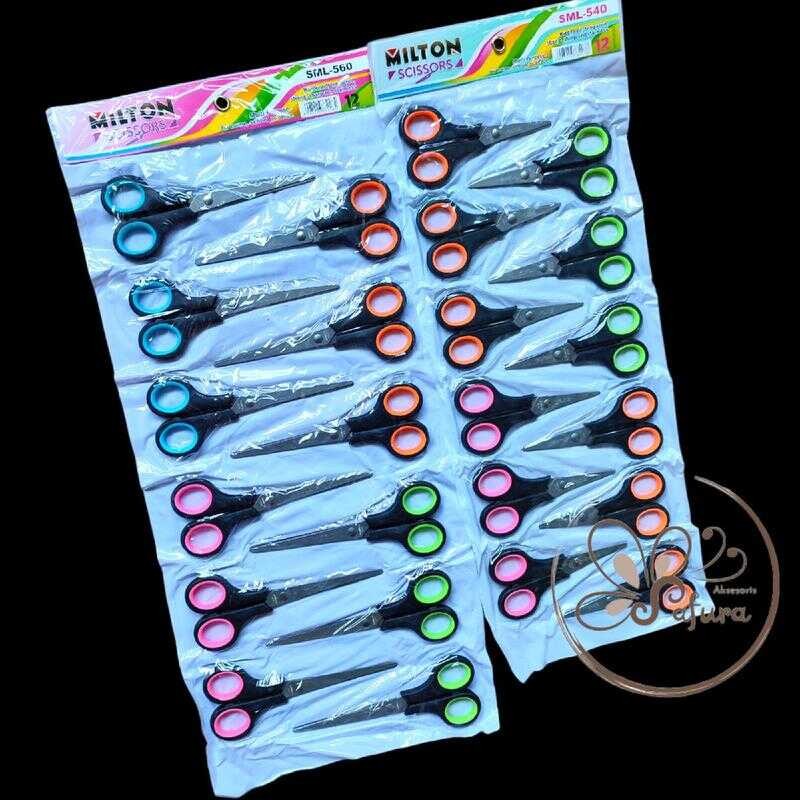 

gunting 12 pcs renceng kecil dan tanggung