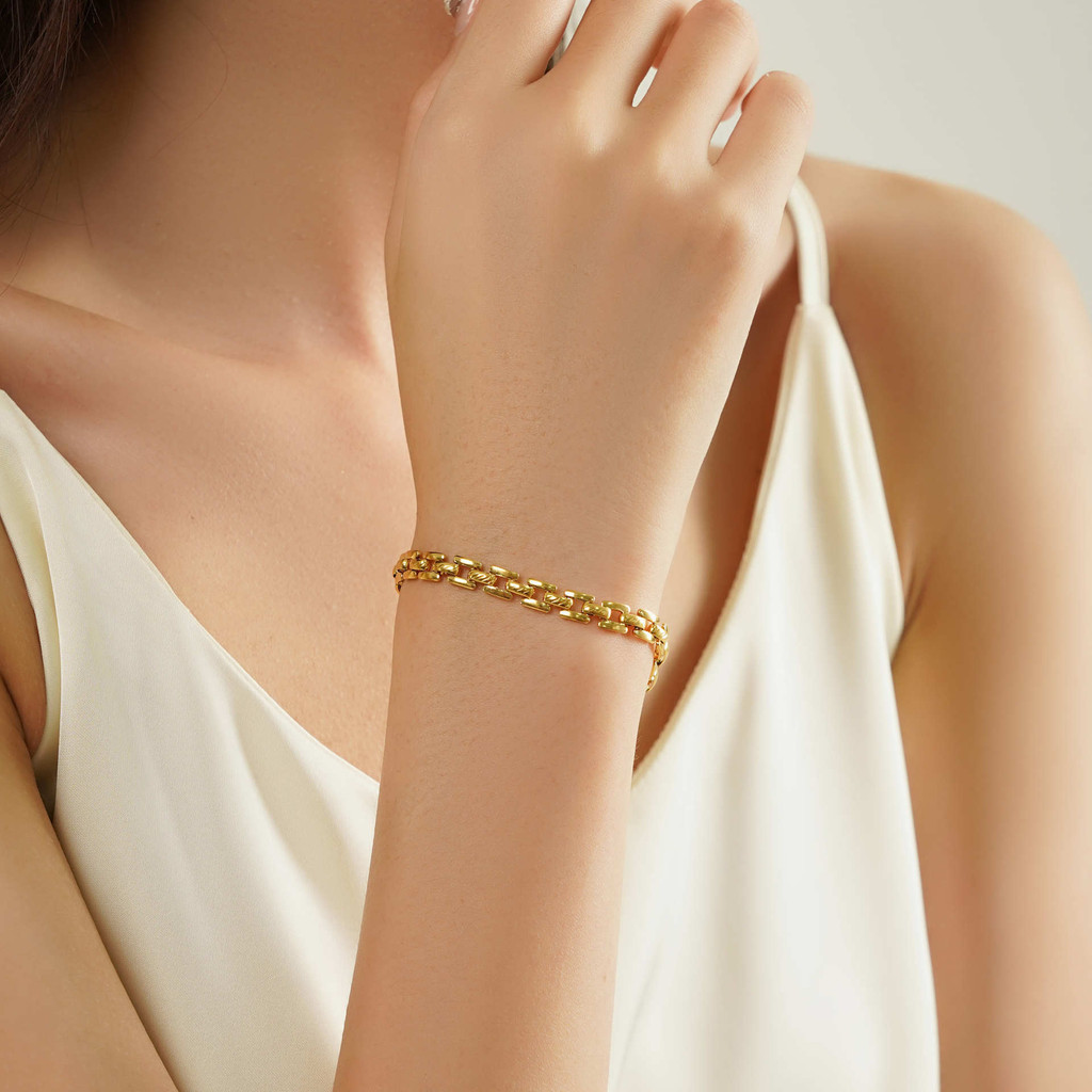 Gelang Baja Titanium Rantai Tali Jam Tangan Pola Industri Berat Lintas Batas Eropa dan Amerika Mode 