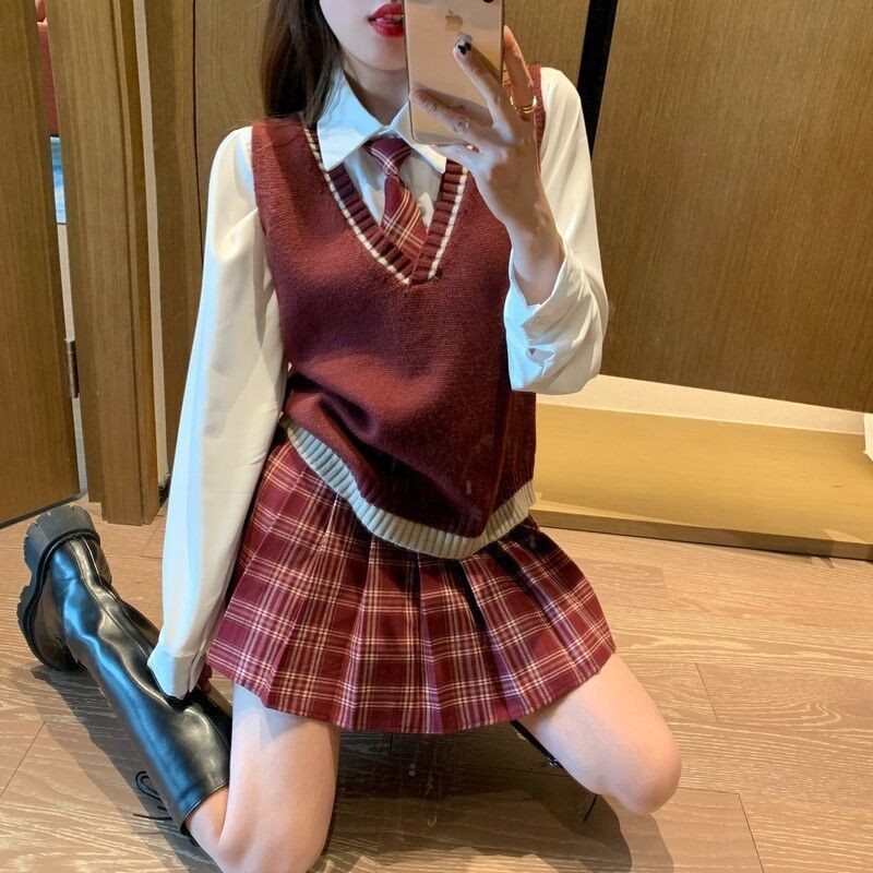 College Style Three-piece Skirt Vest Jk Uniform Spring Plaid Pleated Skirt Suit British Style Japane