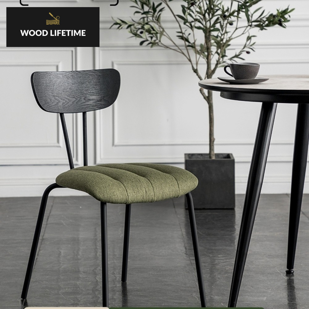 Kursi kemewahan Nordic, belakang kayu keras rumah tangga,  terkenal membuat apartemen besi kecil, me