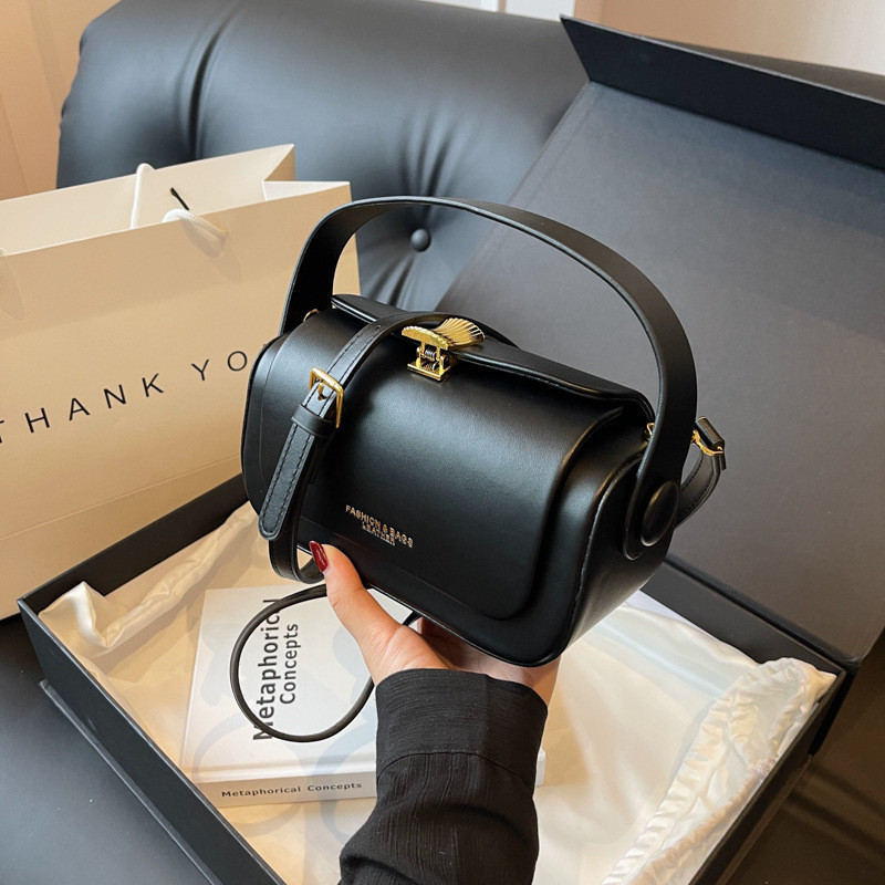 tas kotak genggam hitam tas wanita tas selempang bahu tunggal