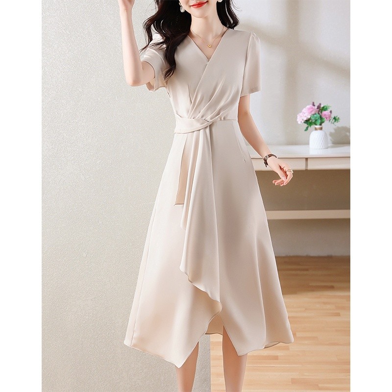 LKK Gaun Ramping Kerah V Gaya Korea Baru /long dress korea/dress putih wanita VC