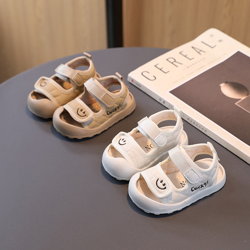 Musim panas Baby Sandals Boys Soft Sole Walking Girls Baotou Little Children's Shoes