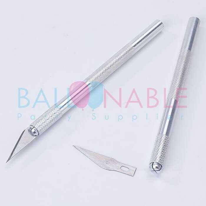 

Pisau Cutter Ukir Sier Stainless Steel