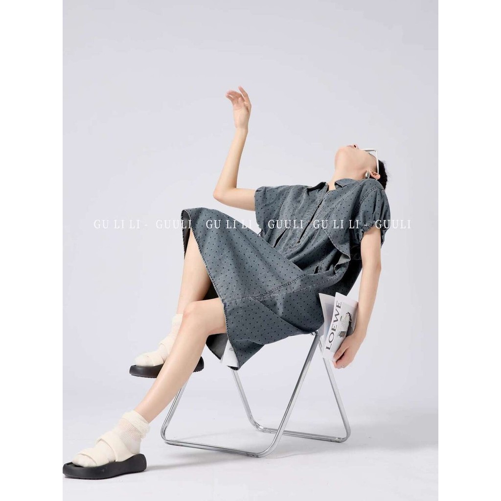 Gaun Korea Guuli/denim polka dot untuk wanita di musim panas 2025, dengan getaran gaya dan muda