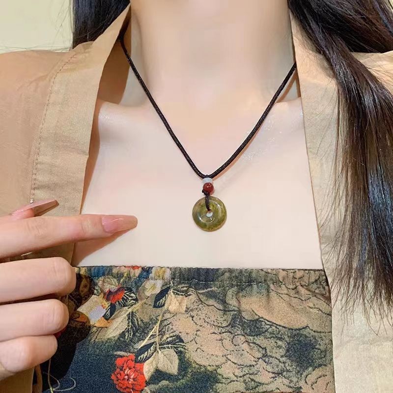 Kalung Liontin Gesper Pengaman Bambu Gaya Cina Baru Aksesori Retro Baru Rantai Klavikula Temperamen 
