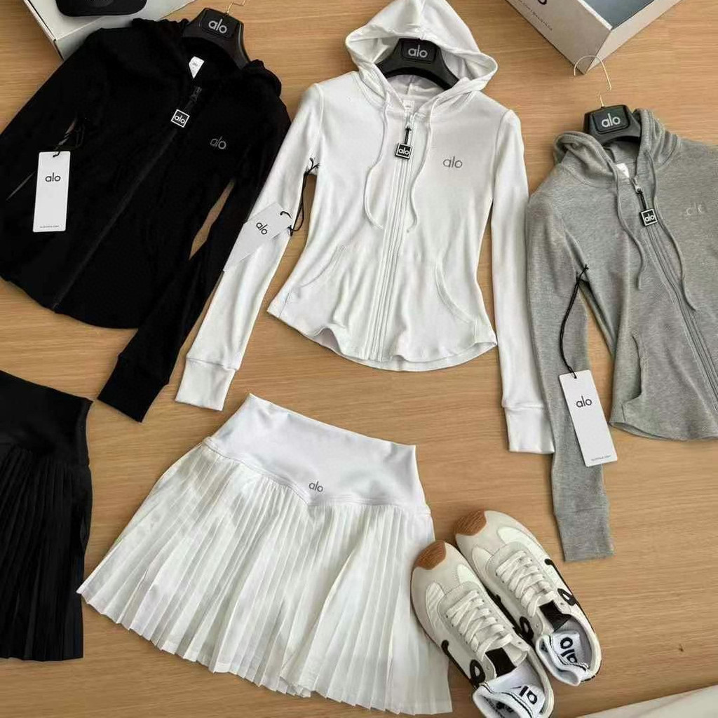 Baju Olahraga Wanita Import    ALO pakaian yoga berpakaian + rok pendek set lengan olahraga seksi ti