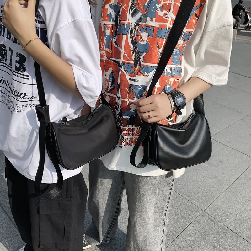 Tas selempang merek trendi untuk pria, ransel kecil bergaya hutan kasual sederhana, pakaian kerja g