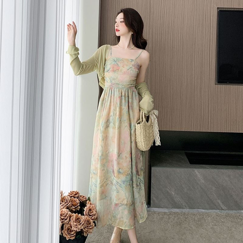 Gaun tali ikat bunga hijau lukisan tinta gaya Cina baru gaun tali ikat pinggang tinggi baru yang ter