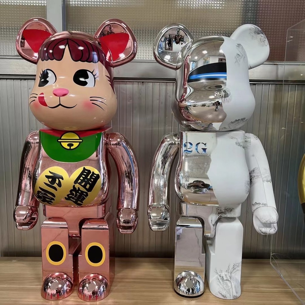 Boneka  bearbrick 1000% kekerasan beruang blok pengeluaran kucing akrilik pasangan tren mainan bonek