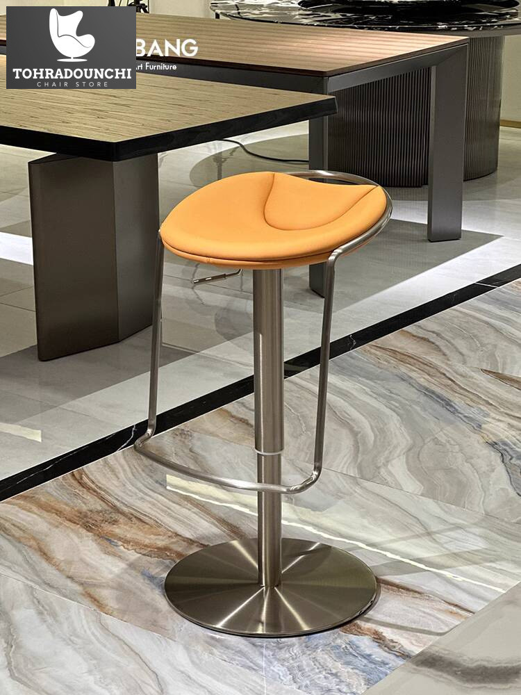 Kursi rumah tangga modern sederhana mengangkat kaki tinggi berputar desainer stainless steel kursi r