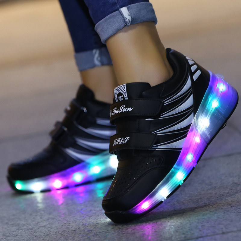 Sepatu Heelys Roda Dua Dan Empat Anak Anak Remaja Bongkar Pasang Gratis Ongkir LED  Sneakers, pria d