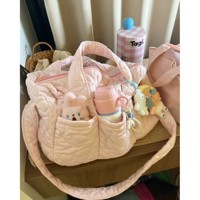 Tas Travel Pink Love Tas Tangan Luar Wanita Kapasitas Besar Tas Selempang Bahu Tunggal Baru 2025 Ga