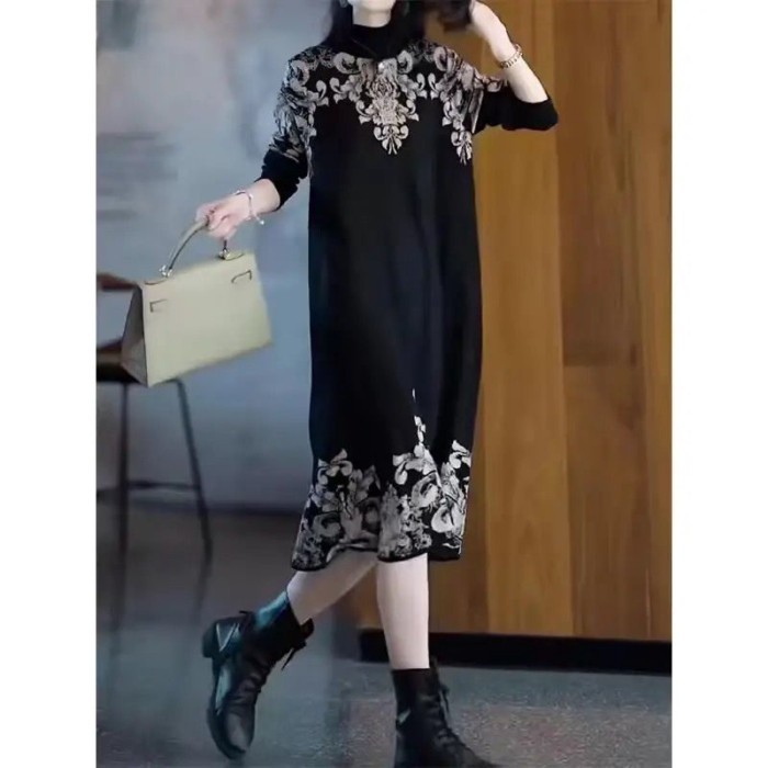 Gaun Rajut Di Atas Lutut Gaya Baru Musim Gugur dan Musim Dingin, Kemeja Bottoming Pakaian Ibu Seteng