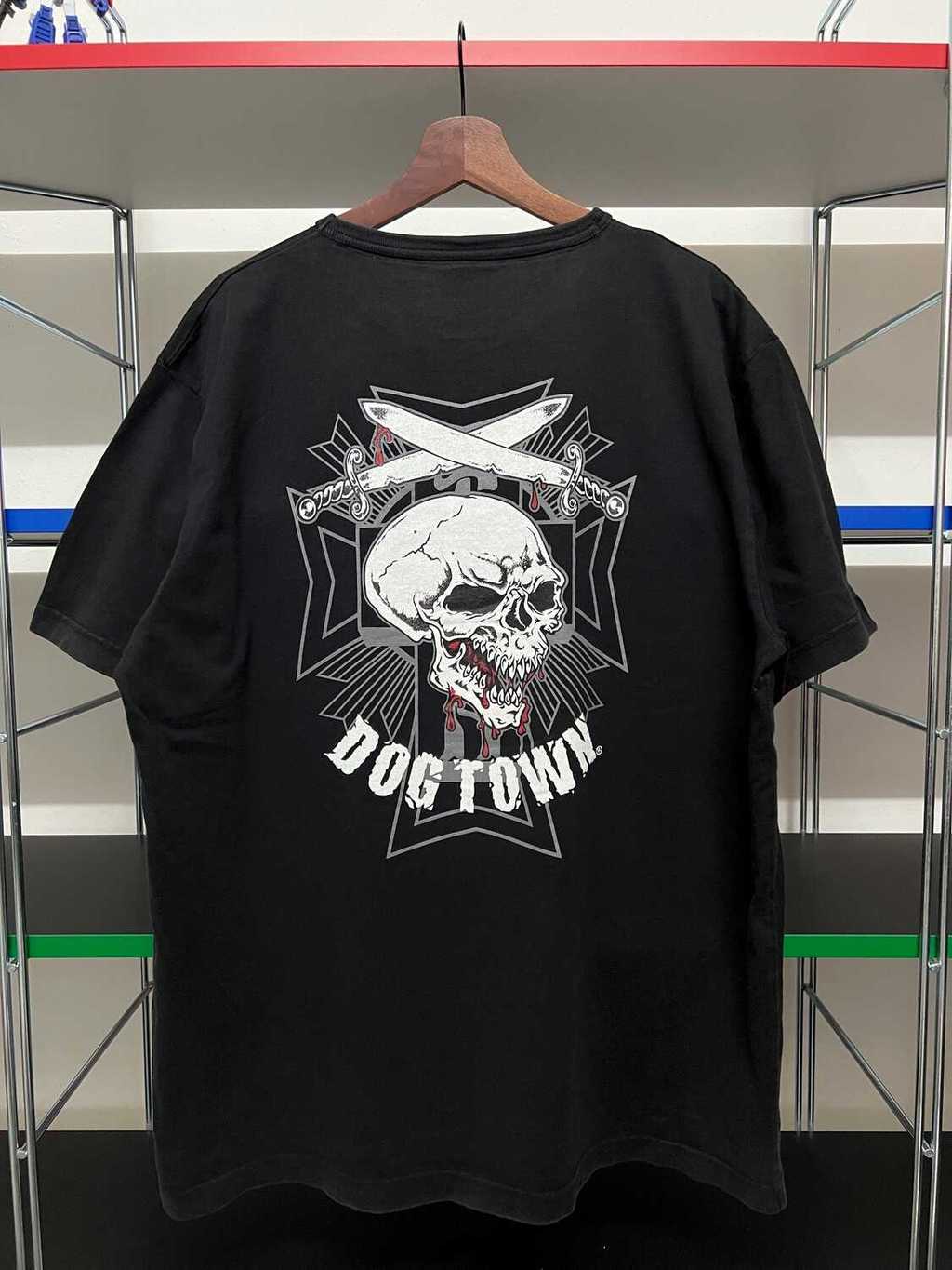 Vintage 90-An LangkaKaos Dogtown Black Dragon / Kaos Skateboard Down Town Logo Besar Streetwear / Uk