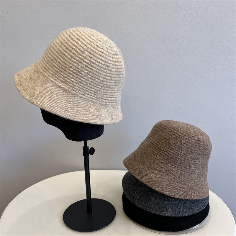 Topi Musim Dingin Topi Musim Dingin Topi Bucket Wanita Rajut Halus 100% Wol Depan Panjang Belakang P