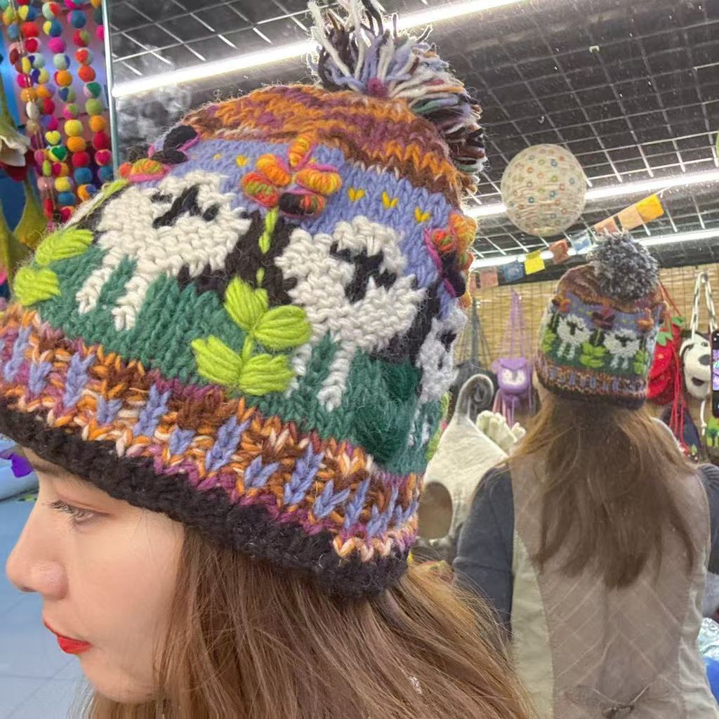 Topi Penutup Kepala Rajut Woll Wol Hangat Tangan Nepal dengan Rumbai Pelangi Gaya Etnik Pelindung Te