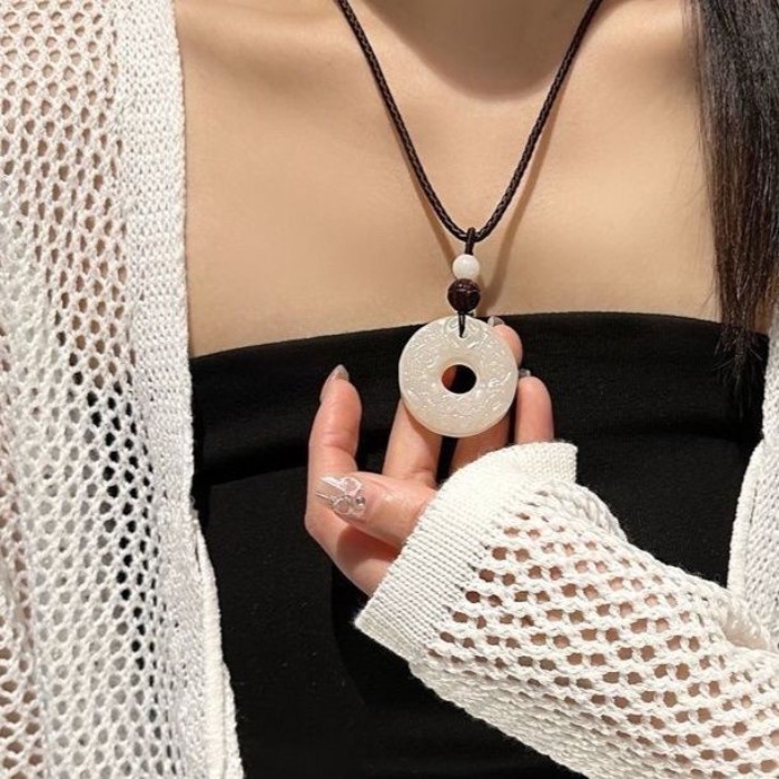 Liontin Giok Putih Imitasi Ruyi Pixiu Liontin Giok Liontin Giok Gesper Pengaman Wanita Liontin Giok 