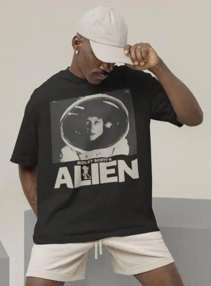 Kaos Film Alien 1979 Kaos Film Alien Merchandise Film Alien Kaos Horor Vintage Kaos Film Horor Kaos 