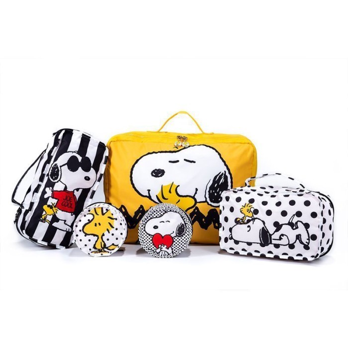 Spot Tas Penyimpanan Perjalanan Snoopy Jepang 4 Potong Koper Pakaian Tas Penyimpanan Lain-Lain Set