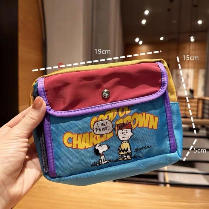 Tas Kosmetik Lucu Kartun Snoopy Jepang Lipstik ID Tas Penyimpanan Berlapis Nyaman Multifungsi Vertik