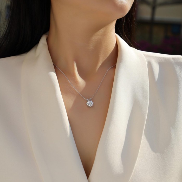 S925 Sterling Silver Necklace Moissanite Six-claw Simple Design High-end Versatile Rabbit Ear Clavi