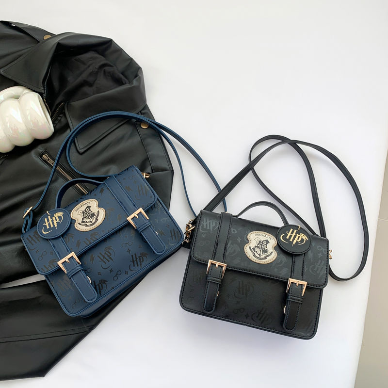 Limited Edition Kolaborasi Harry Potter | Tas Kurir & Cambridge Hogwarts oleh Primark - Tas Selempan