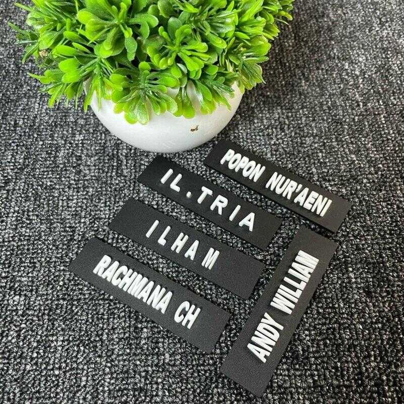 

Name Tag || Nama Dada Timbul 3D Magnet ( 1 -16 huruf ) Max 16 Huruf