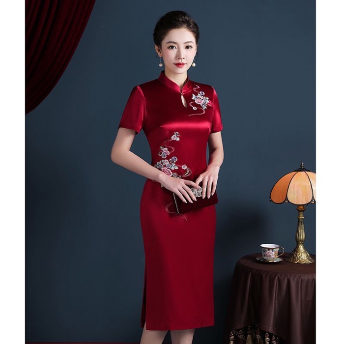 Gaun Cheongsam Pernikahan Ibu Gaya Baru Mengkilap Satin Kelas Atas Nenek Xi Cheongsam Nenek Xi Gaya 
