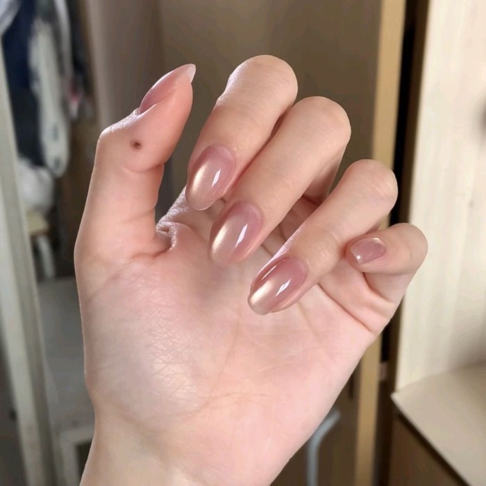 Pure Desire Daughter Huan Huan Nude Powder Glass Beads Cat Eye Wear Nail Gentle Whitening Simple Ve