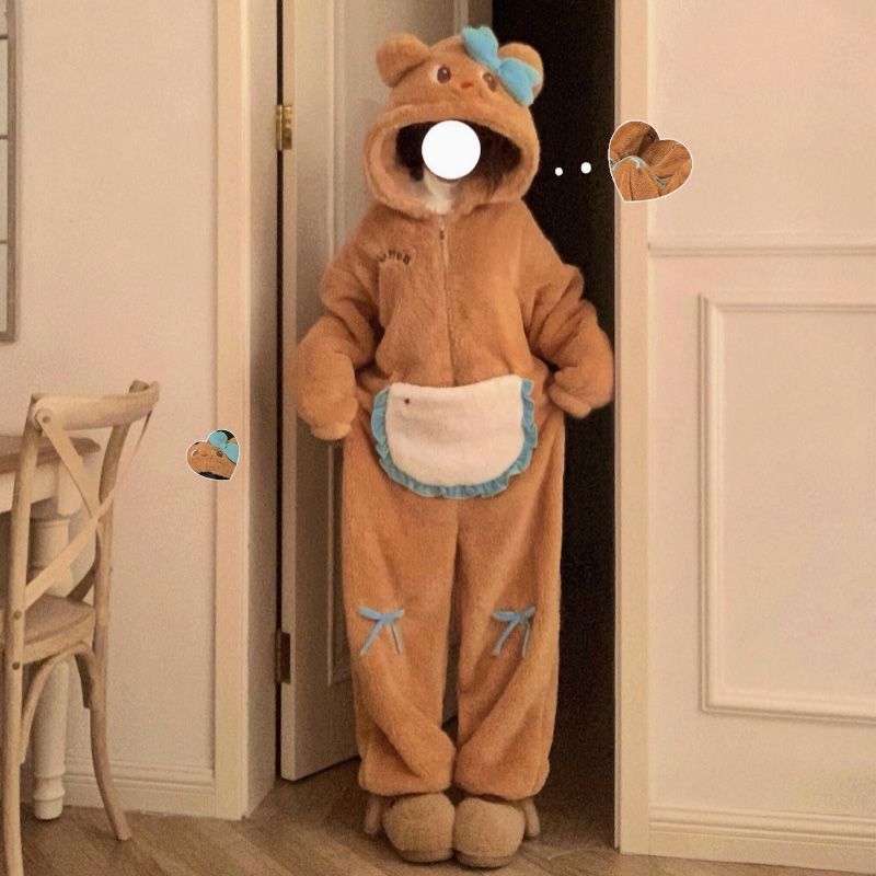 Piyama Satu Potong Beludru Karang Beruang Saku Besar Pita Bordir Huruf Khaki untuk Wanita Musim Ding