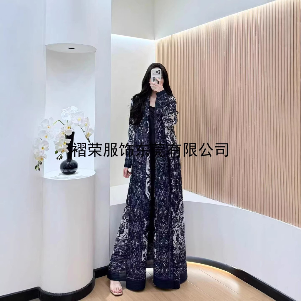 Abaya Dubai Pakaian Cetakan Lipit Miyake Ukuran Besar Cardigan Panjang Jubah Wanita Arab Berkualitas