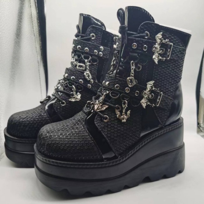 Thick Sole Women's Boots 2022 New Wedge Heel Demonia Bat Belt Buckle Short Martin Boots For Women